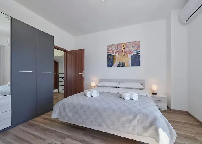 Giovanna * Πόρετς